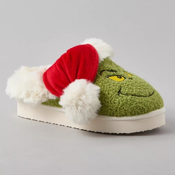 American Eagle 2024 Grinch Slippers size 7 - Picture 3 of 4